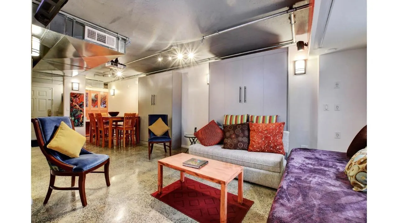 Lvstriphouse Jc408 - Modern 2Bd-2Ba Condo Sleeps 8 Las Vegas 0*,  United States