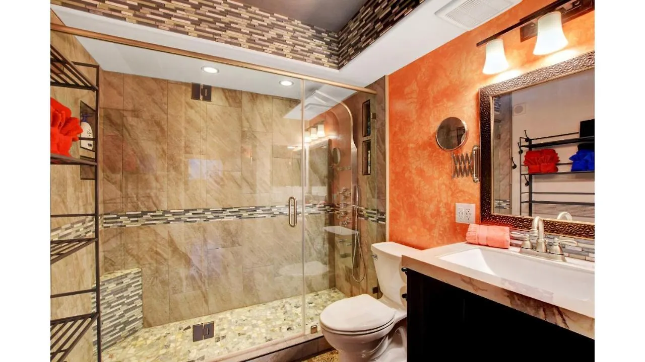 Lvstriphouse Jc408 - Modern 2Bd-2Ba Condo Sleeps 8 Las Vegas United States
