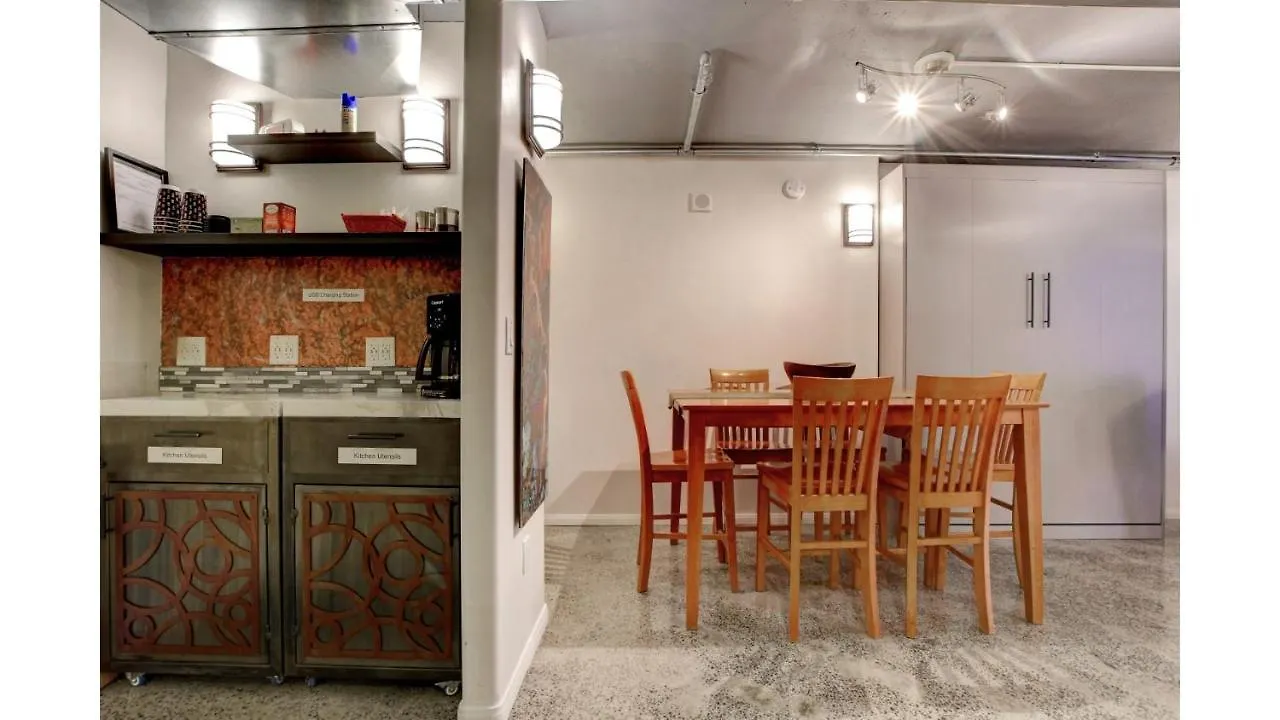 Lvstriphouse Jc408 - Modern 2Bd-2Ba Condo Sleeps 8 Las Vegas Apartment